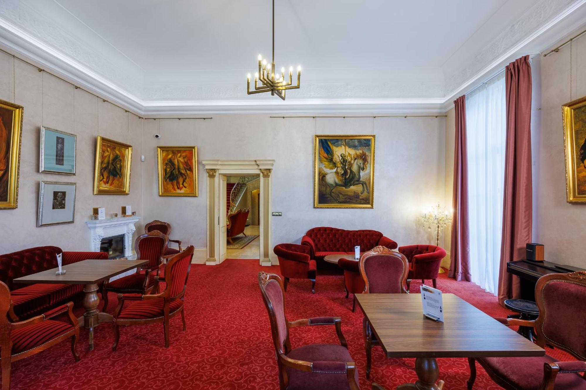 Hotel Chateau Cihelny Karlovy Vary Extérieur photo