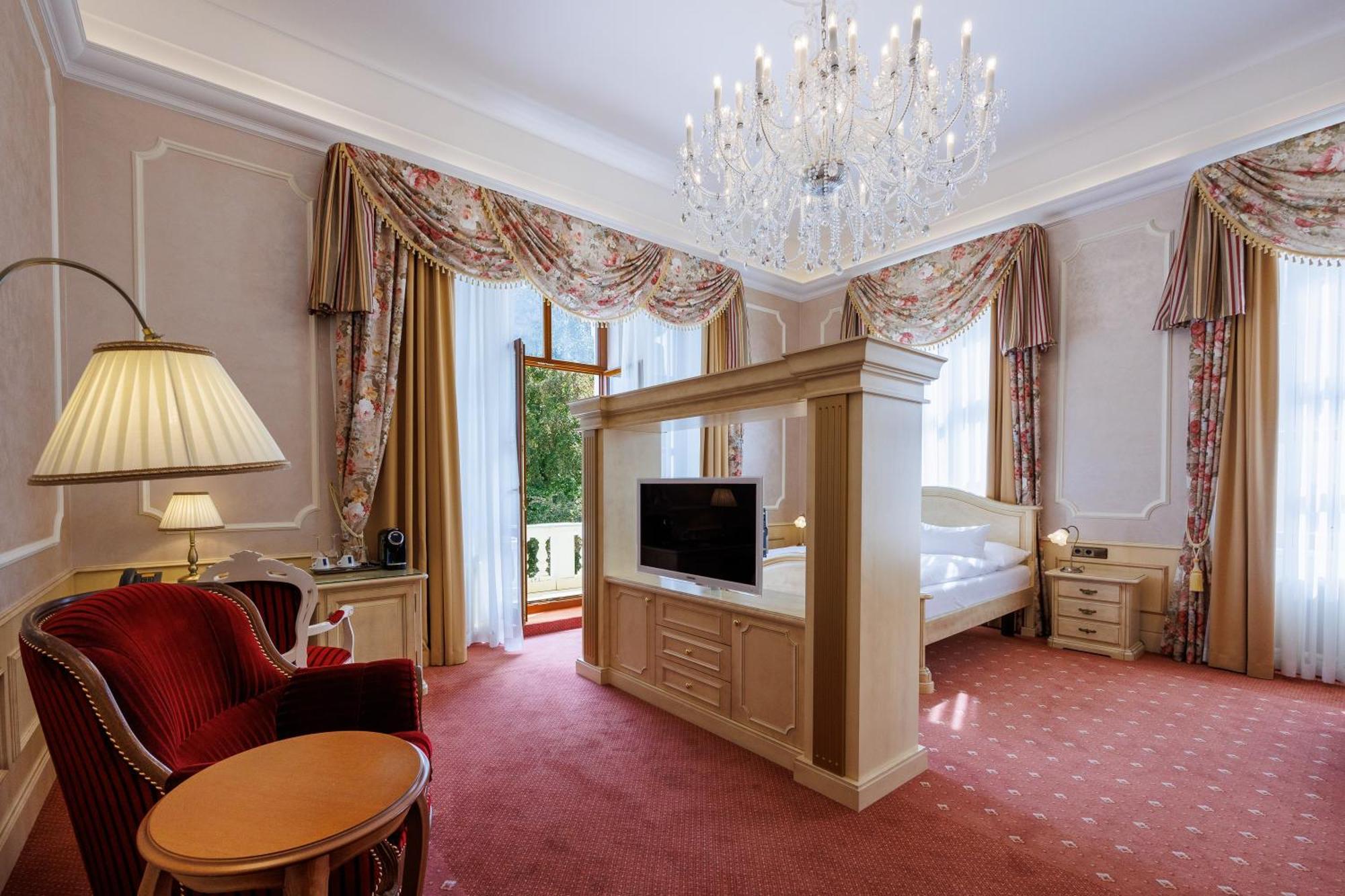 Hotel Chateau Cihelny Karlovy Vary Extérieur photo